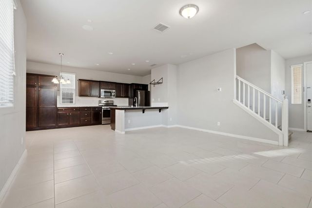 1515 Zenith, Clovis, CA 93619