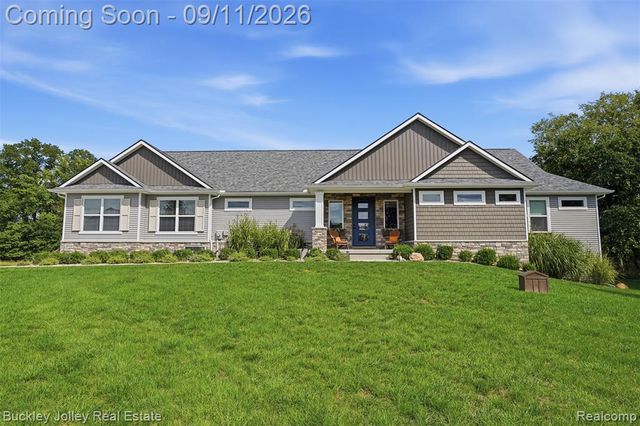 3703 Jesse Drive, Howell, MI 48843