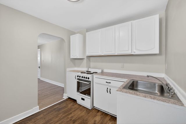 37 - 39 Mead Street, Manchester, NH 03104