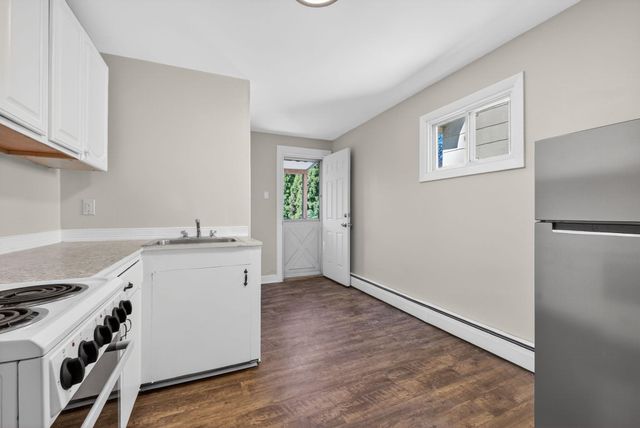 37 - 39 Mead Street, Manchester, NH 03104