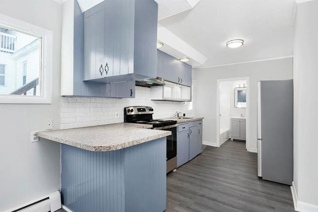 37 - 39 Mead Street, Manchester, NH 03104