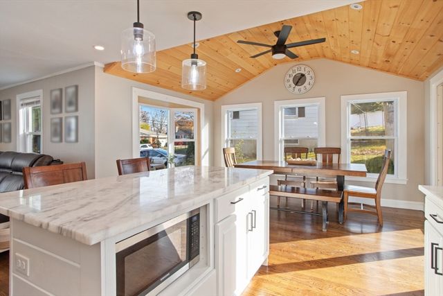 6 Rawding Rd, Peabody, MA 01960