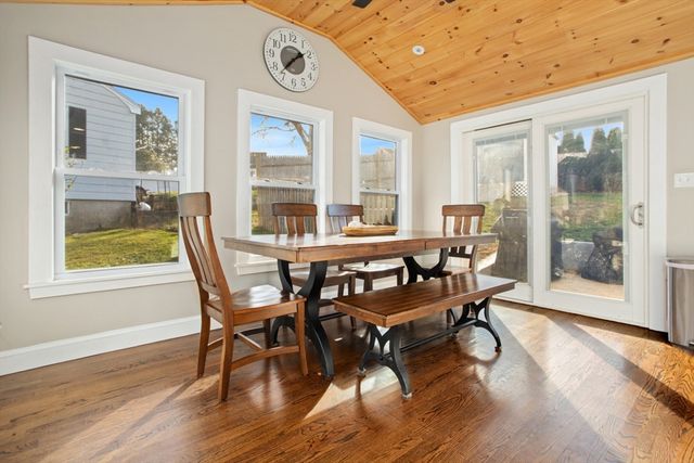 6 Rawding Rd, Peabody, MA 01960
