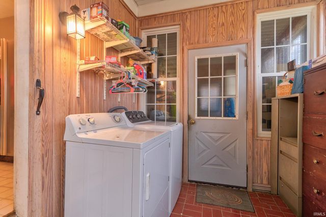 300 W Degonia Road, Boonville, IN 47601