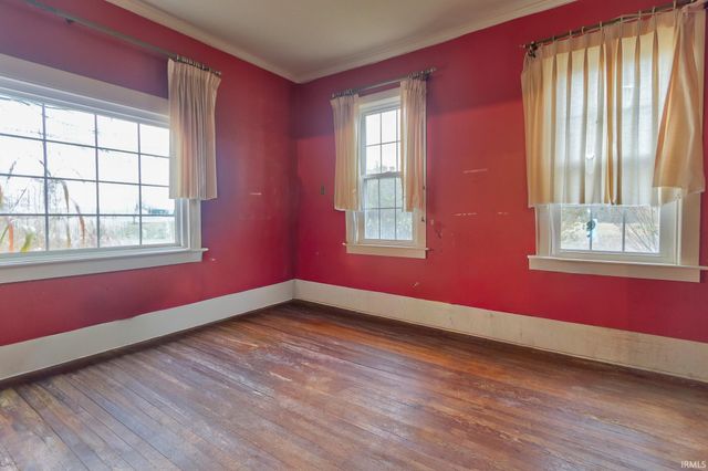 300 W Degonia Road, Boonville, IN 47601