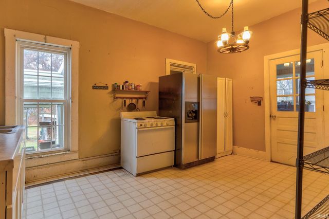 300 W Degonia Road, Boonville, IN 47601