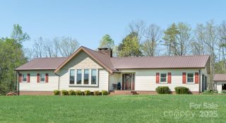 1368 Cajah Mountain Road, Hudson, NC 28638