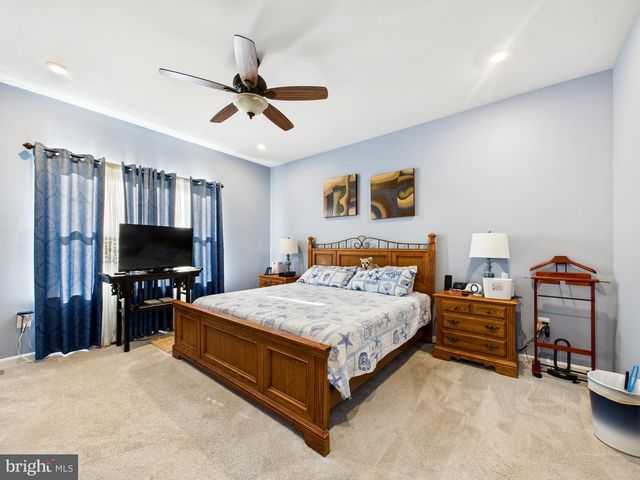 334 STEAMBOAT AVE, Felton, DE 19943