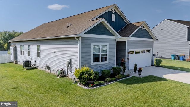 334 STEAMBOAT AVE, Felton, DE 19943