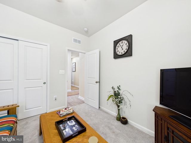 334 STEAMBOAT AVE, Felton, DE 19943