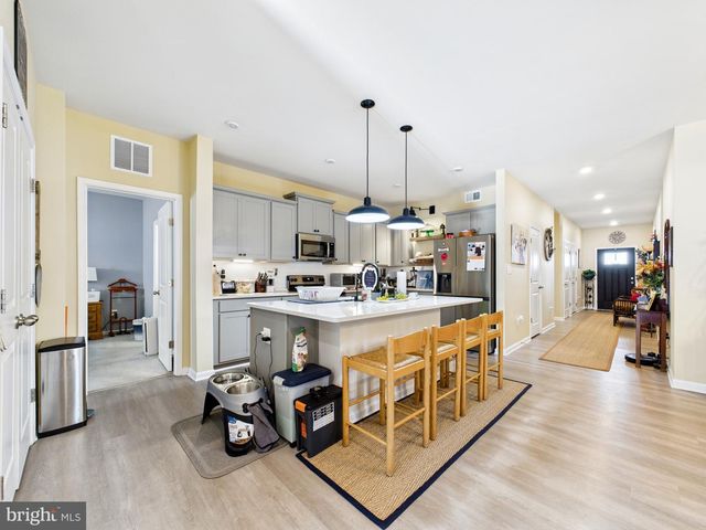 334 STEAMBOAT AVE, Felton, DE 19943