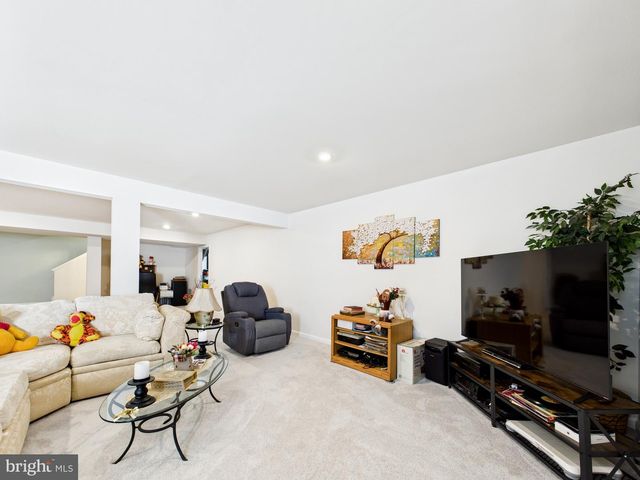 334 STEAMBOAT AVE, Felton, DE 19943