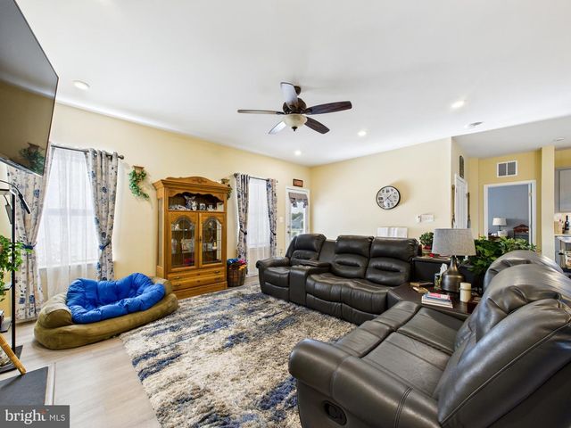 334 STEAMBOAT AVE, Felton, DE 19943