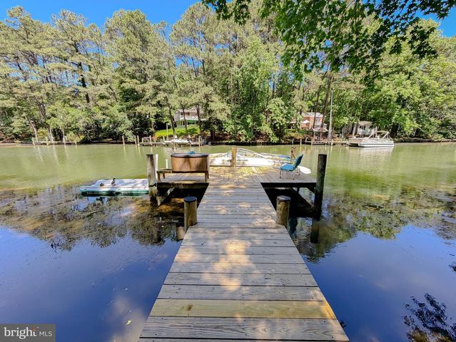 272 ELKINS LN, Lusby, MD 20657