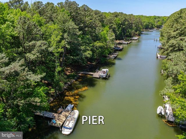 272 ELKINS LN, Lusby, MD 20657