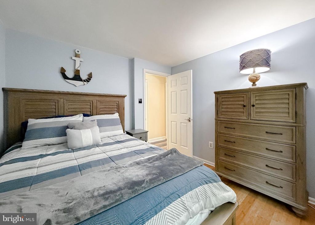 Image 27 of property listing at 272 ELKINS LN, Lusby, MD 20657