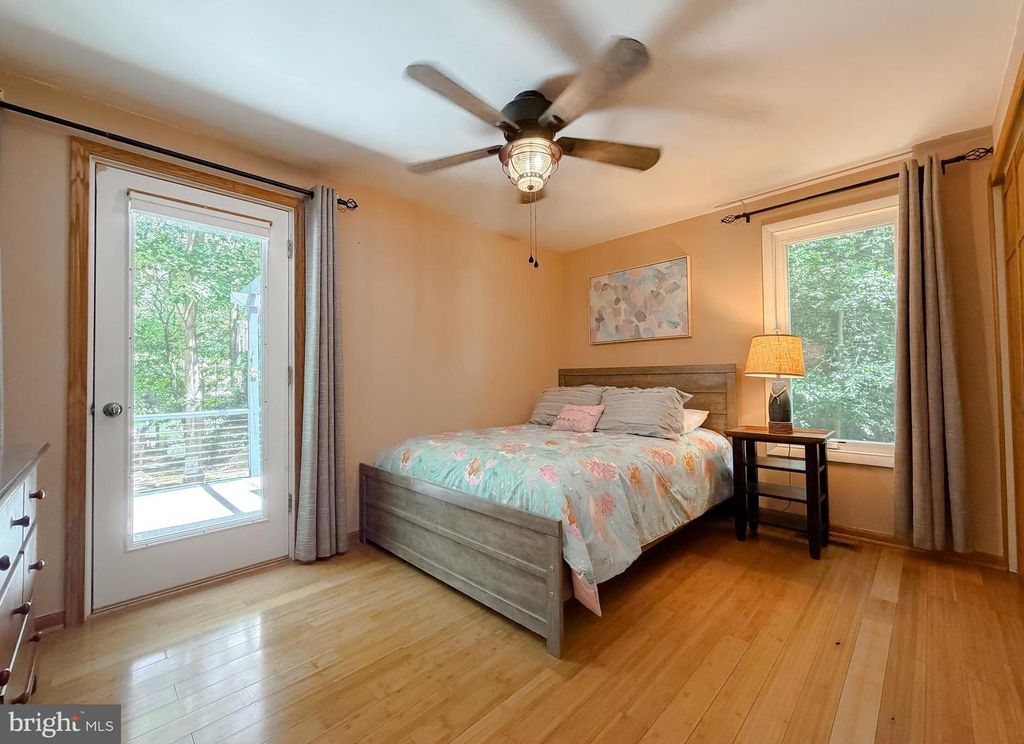 Image 31 of property listing at 272 ELKINS LN, Lusby, MD 20657