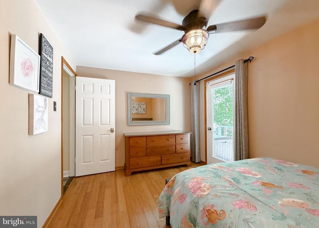 Image 33 of property listing at 272 ELKINS LN, Lusby, MD 20657