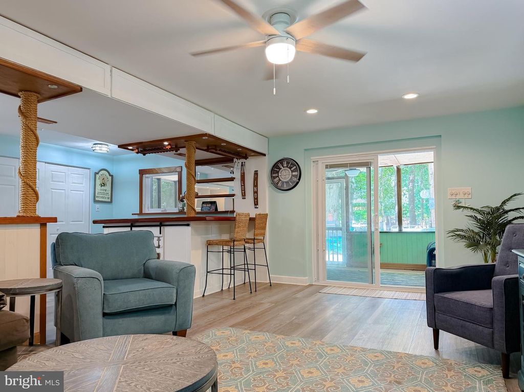 Image 51 of property listing at 272 ELKINS LN, Lusby, MD 20657
