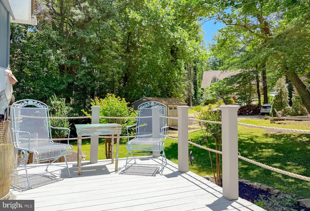 Image 86 of property listing at 272 ELKINS LN, Lusby, MD 20657