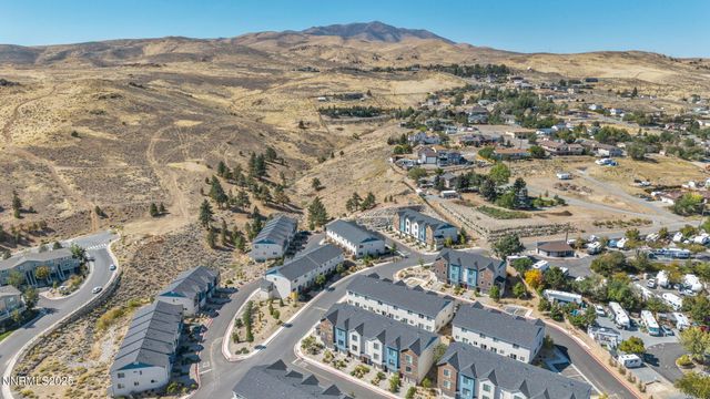 585 Logan Jacob Lane, Reno, NV 89503