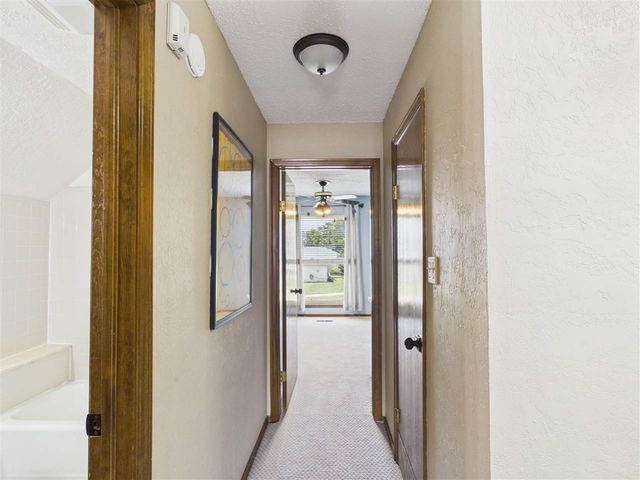 4701 NE MacArthur Circle, Lawton, OK 73507