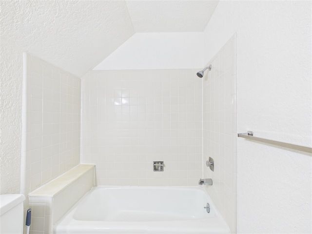 4701 NE MacArthur Circle, Lawton, OK 73507
