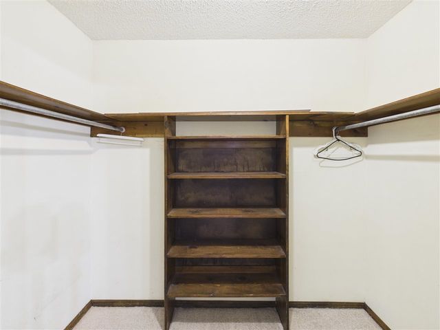 4701 NE MacArthur Circle, Lawton, OK 73507