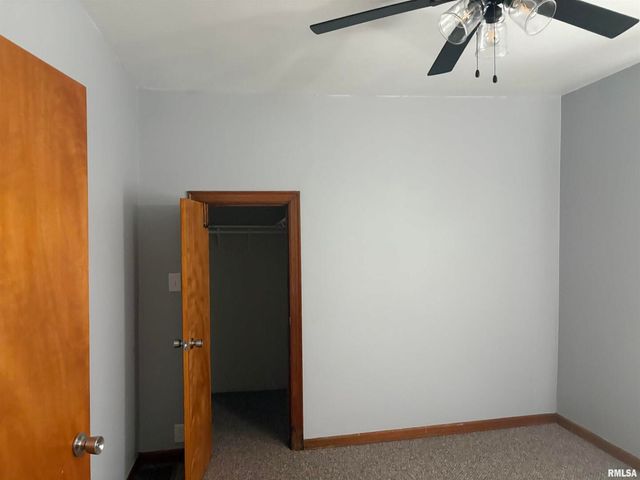 504 MULBERRY Street, Carterville, IL 62918