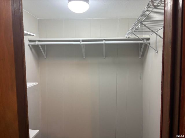 504 MULBERRY Street, Carterville, IL 62918