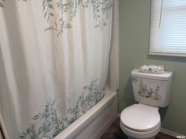 504 MULBERRY Street, Carterville, IL 62918