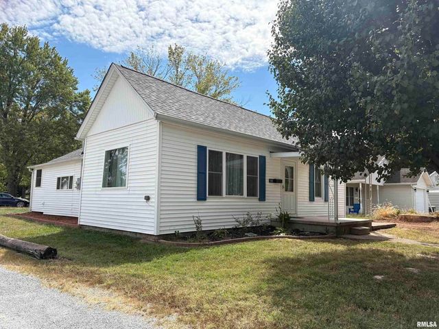 504 MULBERRY Street, Carterville, IL 62918