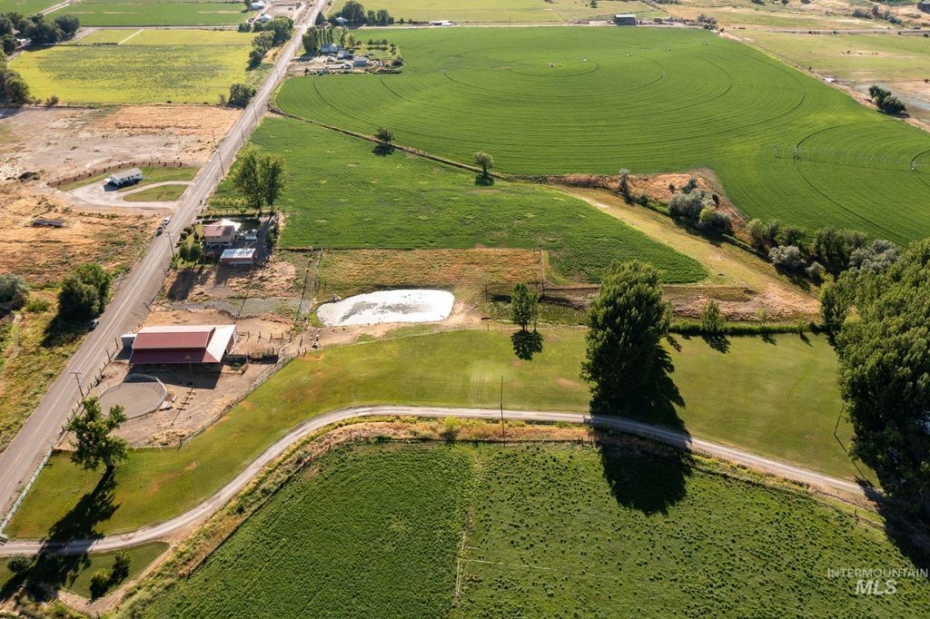 272 Evergreen Rd, Ontario, OR 97914