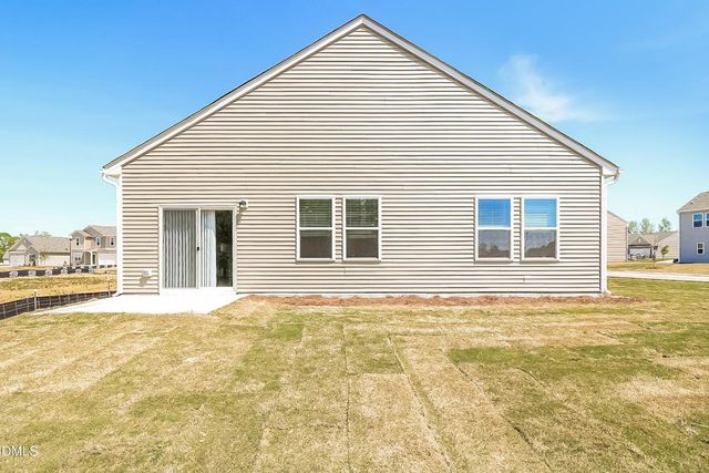 172 Ogden Pond Place, Zebulon, NC 27597