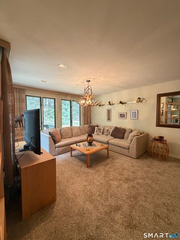 476 Evergreen Road, Torrington, CT 06790