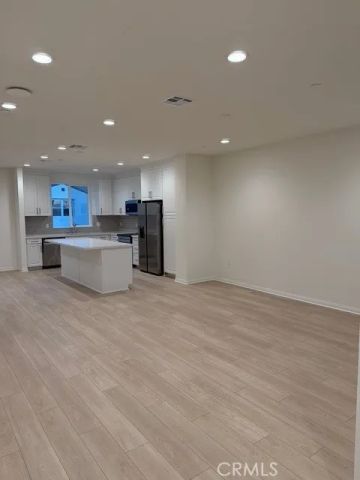 2420 E. Lincoln Avenue 3, Anaheim, CA 92806