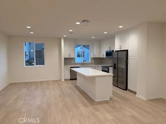 2420 E. Lincoln Avenue 3, Anaheim, CA 92806