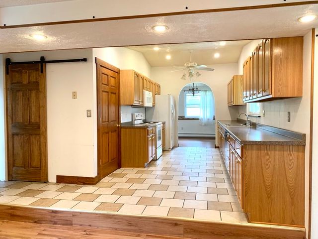 840 LANSBERRY COURT, Somerset Boro, PA 15501