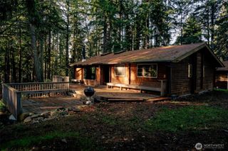 22044 Clear Lake Boulevard SE, Yelm, WA 98597