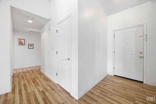 6507 Tulocay Court, Bakersfield, CA 93312