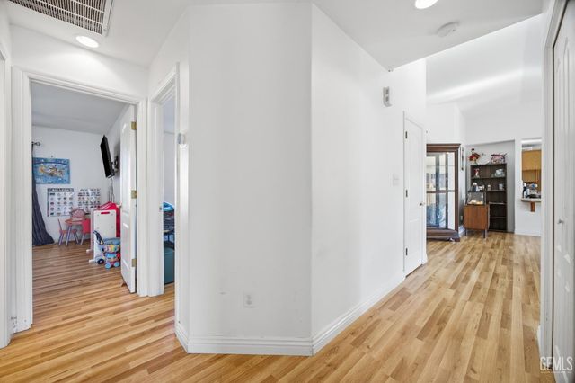 6507 Tulocay Court, Bakersfield, CA 93312