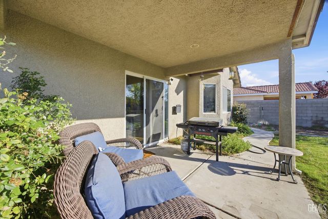 6507 Tulocay Court, Bakersfield, CA 93312