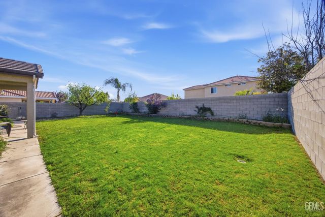 6507 Tulocay Court, Bakersfield, CA 93312