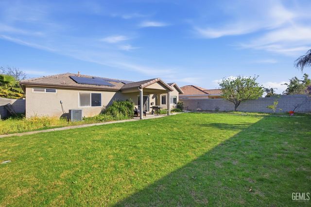 6507 Tulocay Court, Bakersfield, CA 93312