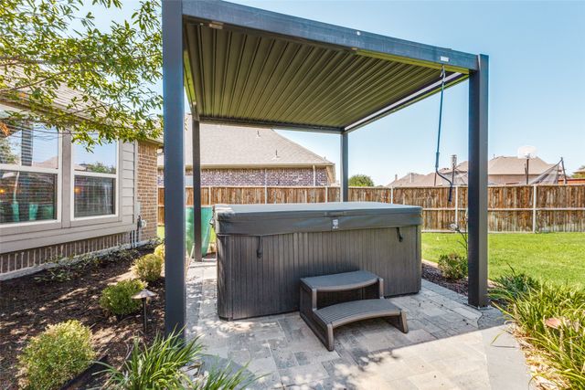 188 Griffin Avenue, Fate, TX 75189