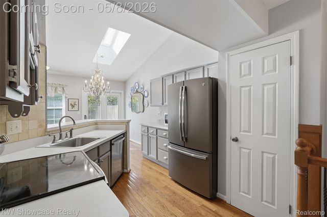 1021 Willowood Court Court, Fenton, MI 48430