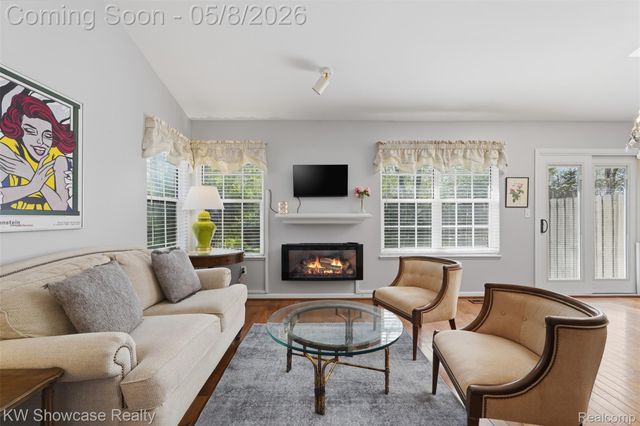 1021 Willowood Court Court, Fenton, MI 48430