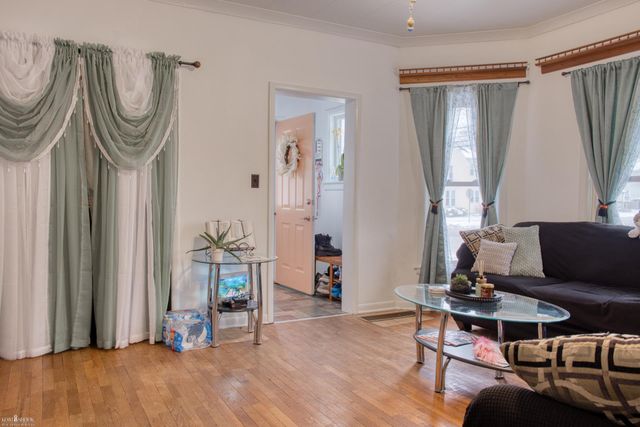 701 N Pine Street, Owosso, MI 48867