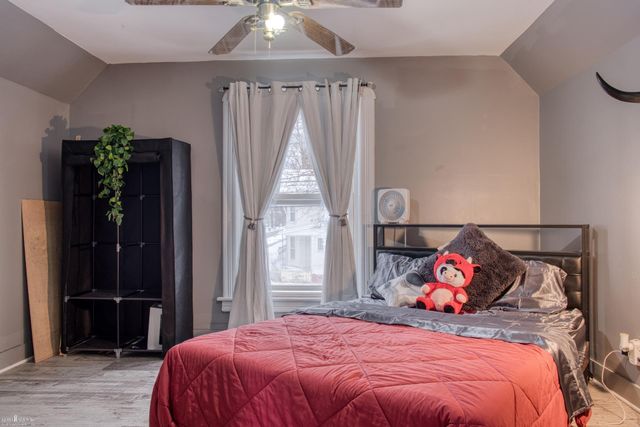 701 N Pine Street, Owosso, MI 48867