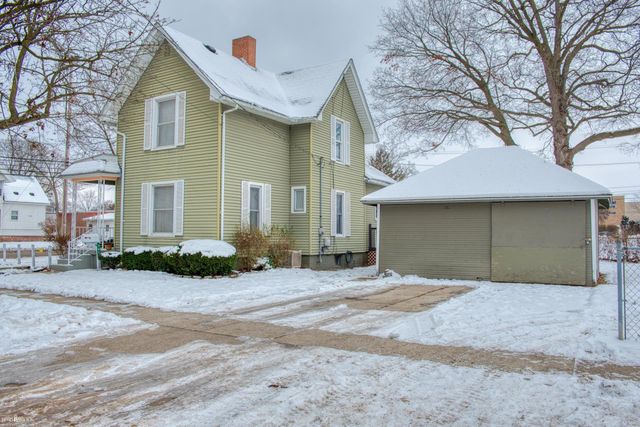 701 N Pine Street, Owosso, MI 48867